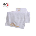 Marca novo logotipo personalizado 100% algodão toalha de banho do hotel